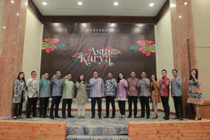 Arya Duta Hotel Pekanbaru Gelar Asta Karya Bertajuk Batik 'Bahagia Itu Cantik'