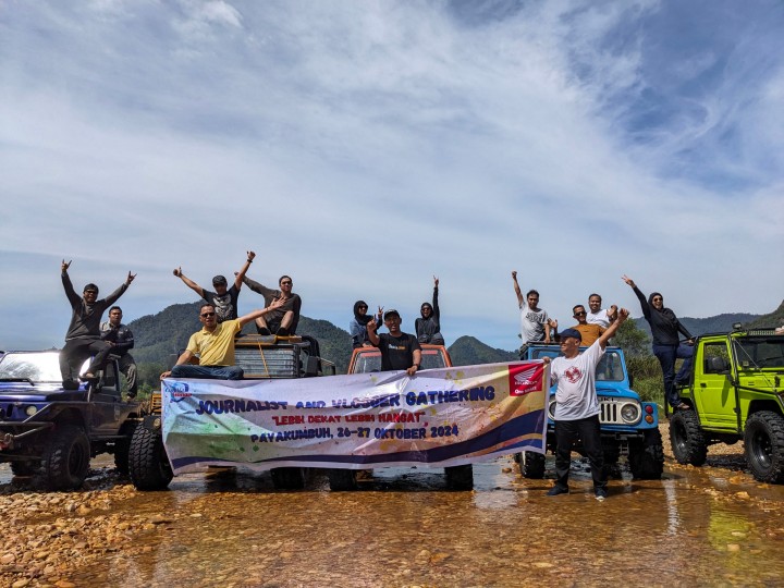 Tingkatkan Silahturahmi, CDN Riau Ajak Jurnalis dan Vlogger Bermain Offroad