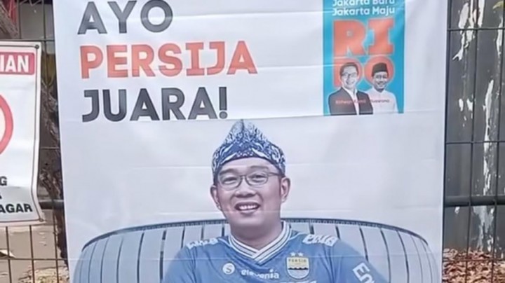 Baliho RK Pakai Baju Persib tapi dukung Persija, Viral!.