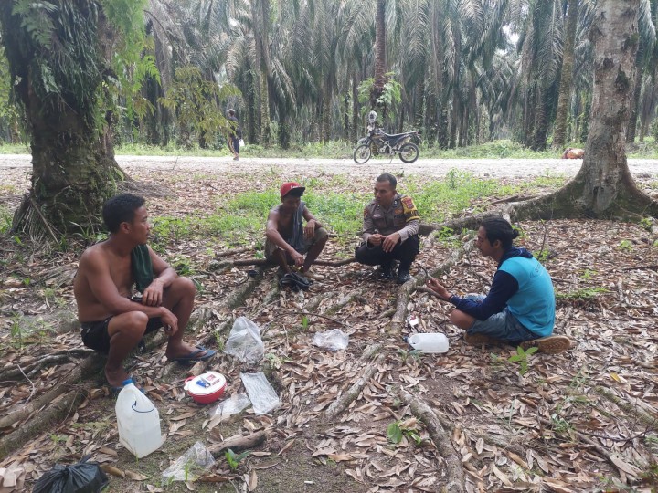 Polsek Kandis Rutin Laksanakan Cooling System Mendatangi Warganya