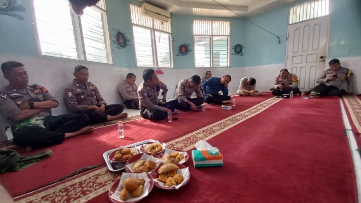 Polsek Mandau Tingkatkan Iman dan Takwa Melalui Giat Binrohtal Mingguan