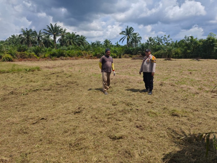 Bujuk Rayu Polsek Siak Kecil ke Warga Soal Lahan Kosong Agar Dimanfaatkan Bertani