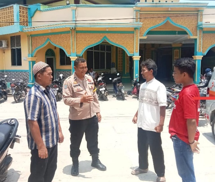 Anggota Polsek Pinggir Sosialisasi di Masjid Al Muawwanah