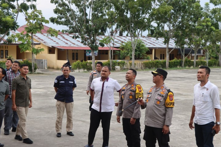 Pastikan Kondusif, Kapolres Rokan Hulu Tinjau Lokasi Kampanye Rapat Umum di Ujung Batu