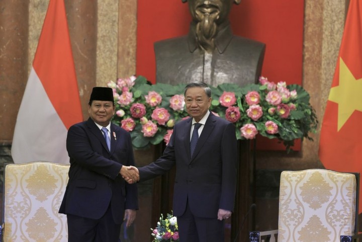 Prabowo Bahas soal ZEE di Laut Natura saat Bertemu Preisden Vietnam di Peru.