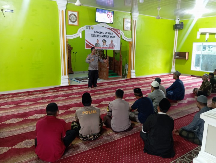 Polsek Lubuk Dalam Lakukan Himbauan Kamtibmas di Masjid Al Mubin 