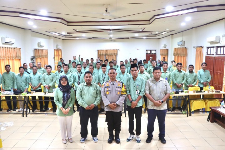 Bimtek Pemungutan Dan Penghitungan Suara Serta Penggunaan Aplikasi Sirekap Dalam Pemilihan Gubernur Dan Wakil Gubernur, Bupati Dan Wakil Bupati Kab. Rohul Tahun 2024