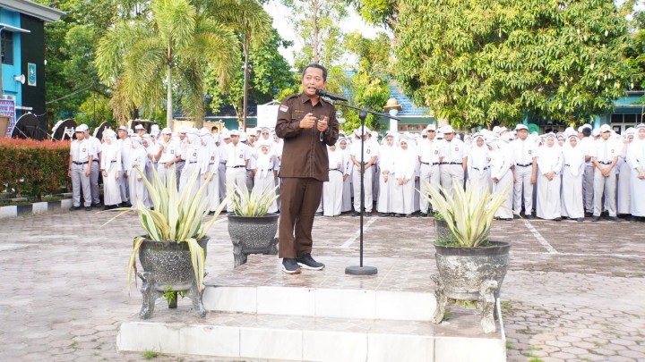 KPU Riau Gagas Gerakan Sosialisasi Serentak kepada Pemilih Pemula di SMA Sederajat se-Provinsi Riau  