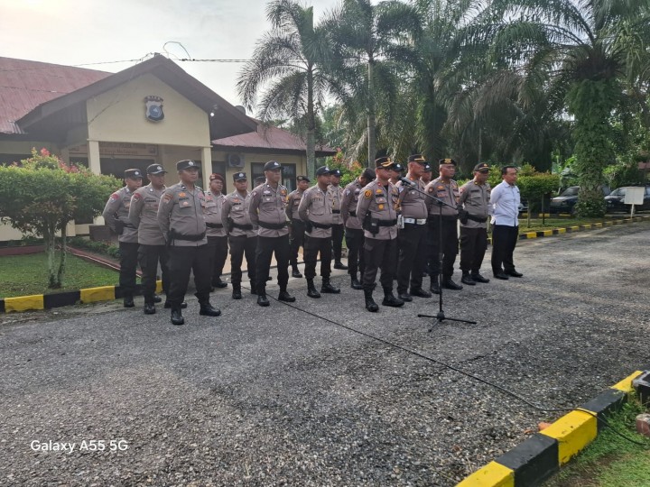 Personel Polsek Pinggir dan BKO Polda Riau Cek Persiapan Pengamanan TPS