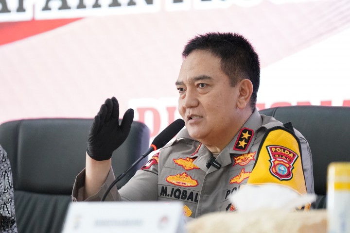 Kapolda Riau Irjen Pol Mohd Iqbal : Tegas dan Tanpa Ampun: Kapolda Riau Janji Hukum Berat Bagi Pengedar Narkoba