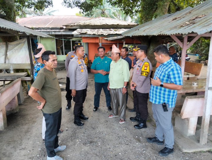 Pasca Pilkada, Kapolres Rokan Hulu Gelar Kegiatan Cooling System Di Kecamatan Rambah Hilir