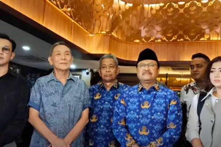 Denny Sumargo dan Novi