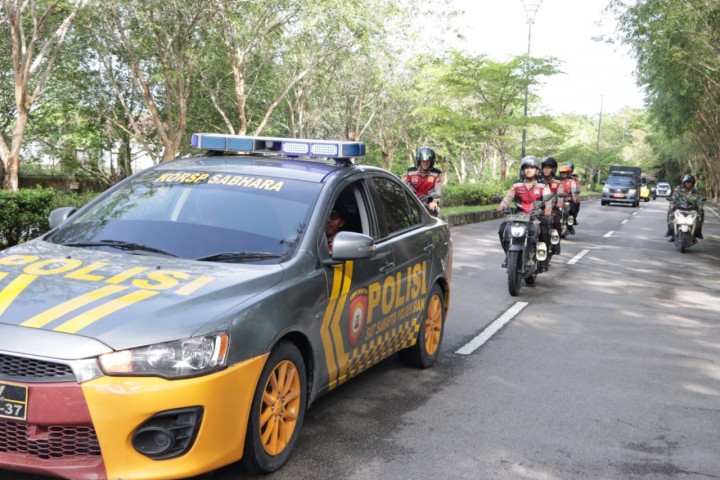 Ciptakan Situasi Aman dan Kondusif,Satgas Preventif OMP Polres Siak Lakukan Patroli Imbau Warga Jaga Kondusifitas Keamanan Pasca Pencoblosan