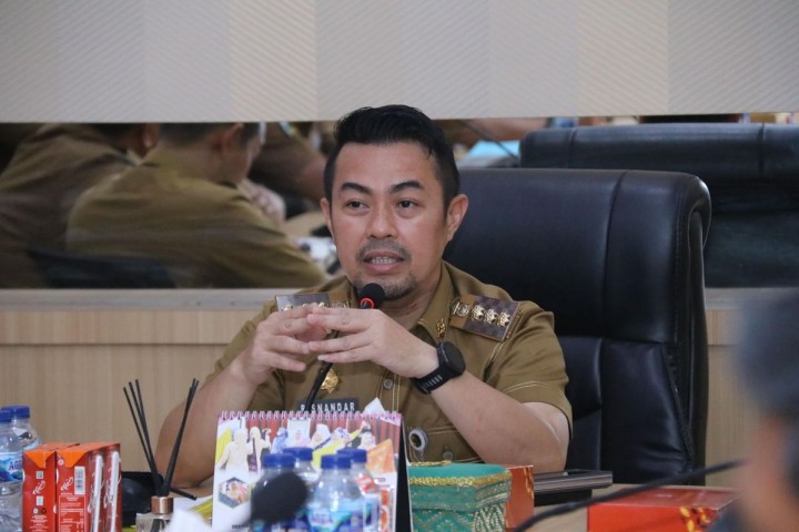 PJ Walikota Pekanbaru Terjaring OTT KPK, Ini Profil dan Harta Risnanda Mahiwa. 