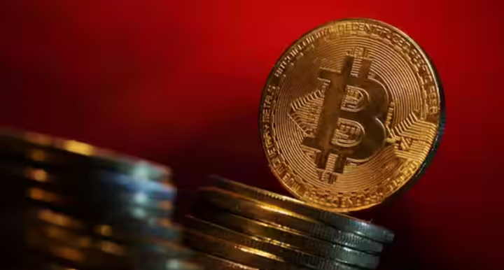 Bitcoin naik ke rekor tertinggi /Reuters