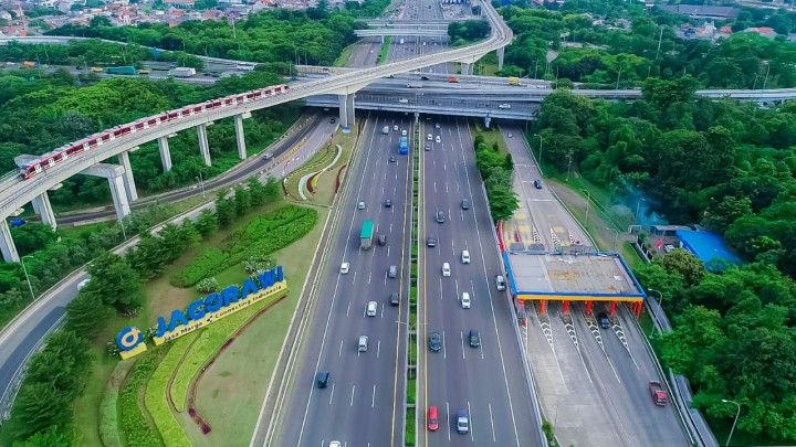 Jalan Tol Jagorawi. Sumber: Majalah Lintas