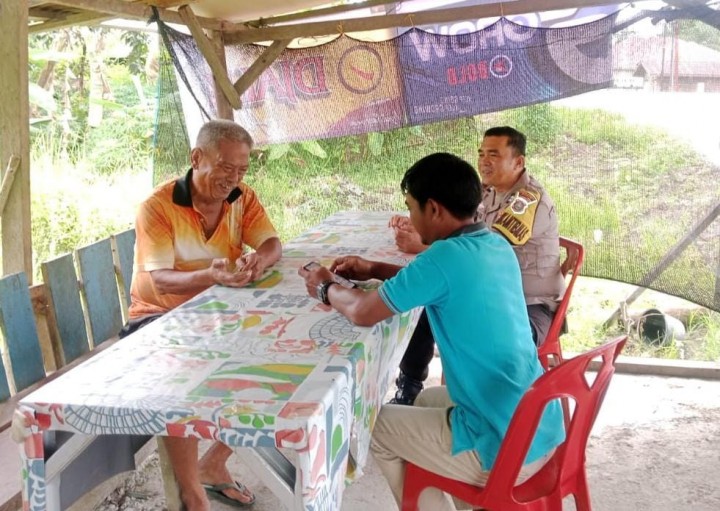 Polsek Sabak Auh Lakukan Sambang Warga sebagai Upaya Ciptakan Suana Aman dan Damai Pasca Pilkada