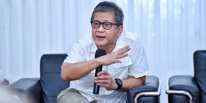 Rocky Gerung Puji Anies Setinggi Langit, Sebut: Cuma Dia yang Bisa gantiin Jokowi.