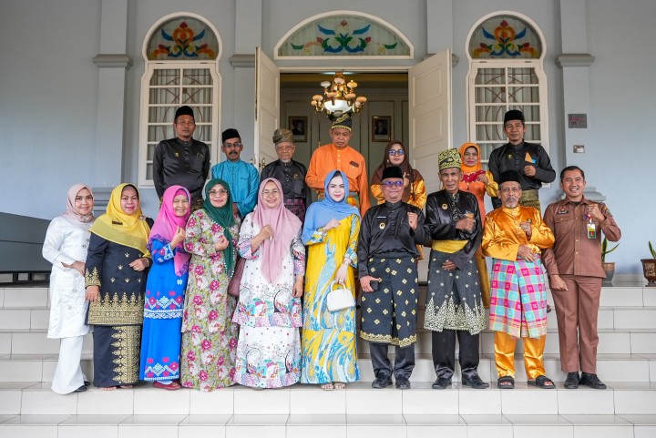 Menelusuri Jejak Sejarah Kesultanan Kadriyah Pontianak di Tanah Melayu Siak Sri Indrapura