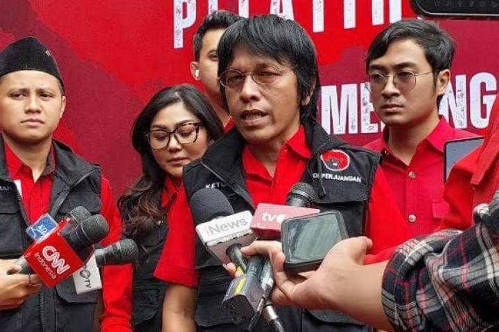 Wasekjen DPP PDIP Adian Napitupulu. Sumber: inikata.co.id