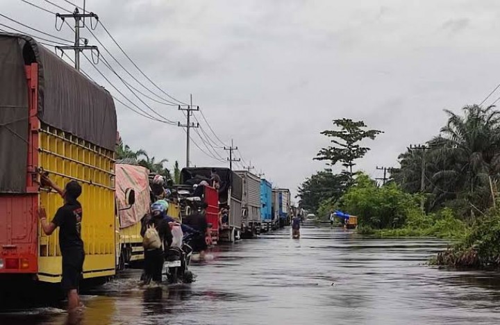 Banjir Masih Melanda Tiga Kabupaten di Riau, Pelalawan Terparah