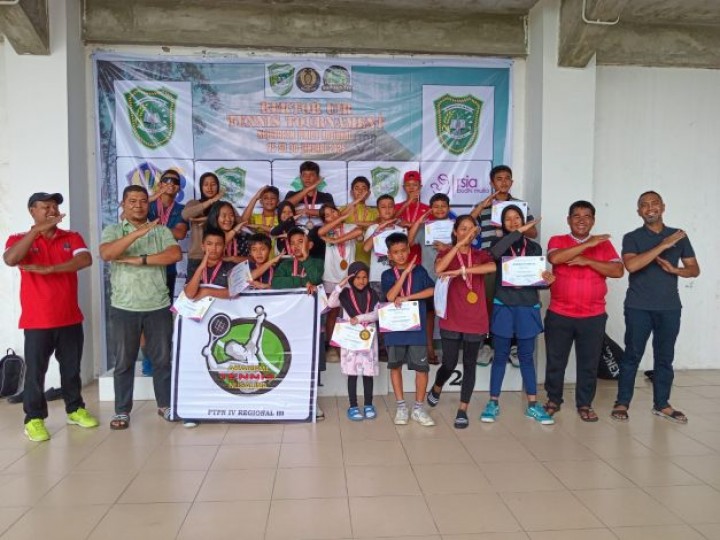 Atlet Tenis Junior PTPN IV Regional III Juara Umum Kejurnas Series II TDP