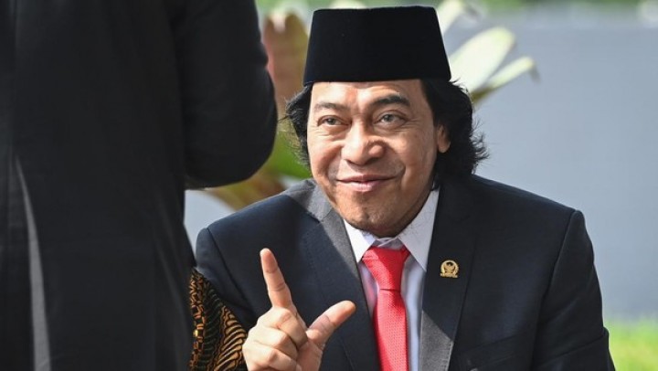 Senator asal Dapil Jawa Barat Alfiansyah Bustami Komeng. Sumber: detik.com