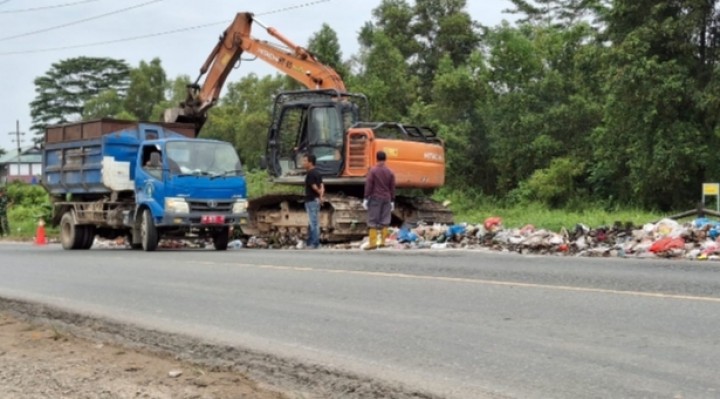 Hari Peduli Sampah, DLH Bengkalis Goro Bersama