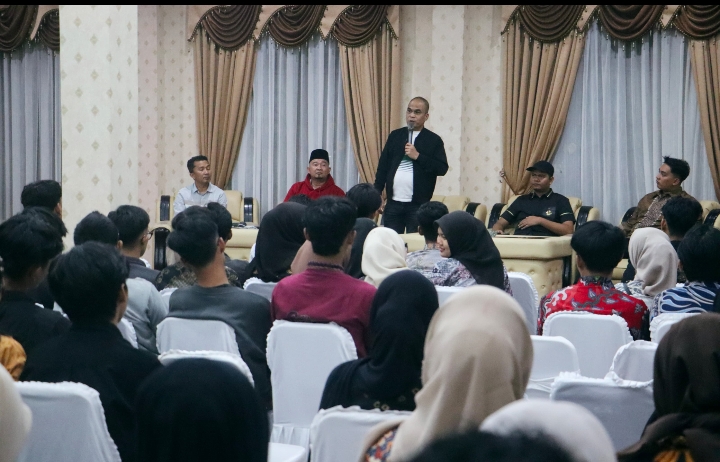 Ketua DPRD Riau Gelar Welcome Dinner untuk Peserta Musda BEM Se-Riau, Ajak Sinergi Kawal Pembangunan Daerah