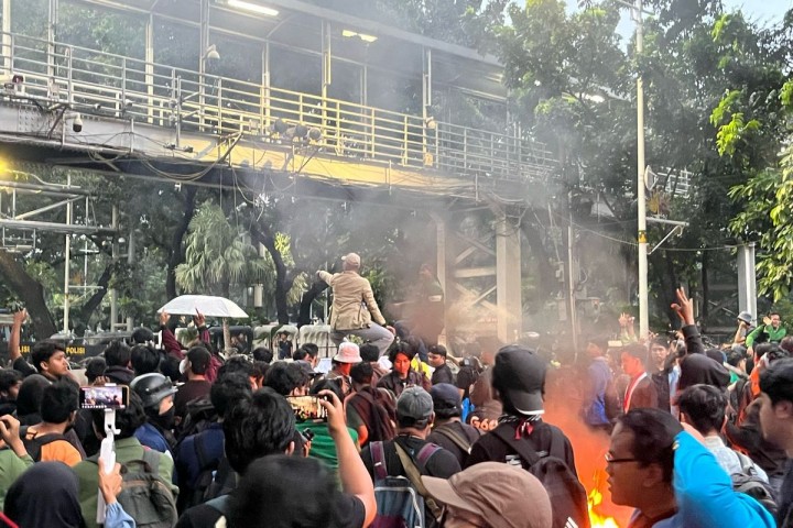 Demo Indonesia Gelap Berlanjut, Mahasiswa Turun Serentak saat 481 Kepala Daerah di Lantik 20 Februari