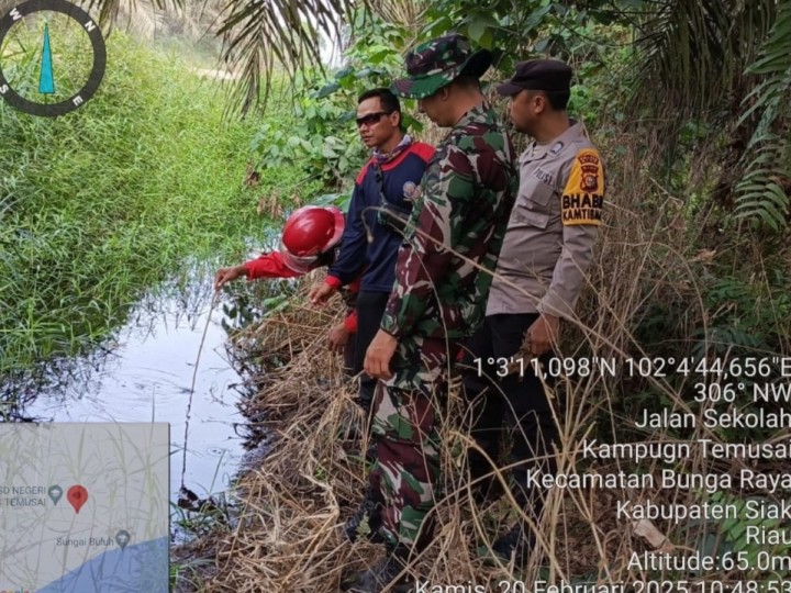 Babinsa Koramil 06/PWK Sabak Auh Bersama Tim Gabungan Gelar Patroli Pencegahan Karhutla di Kampung Temusai