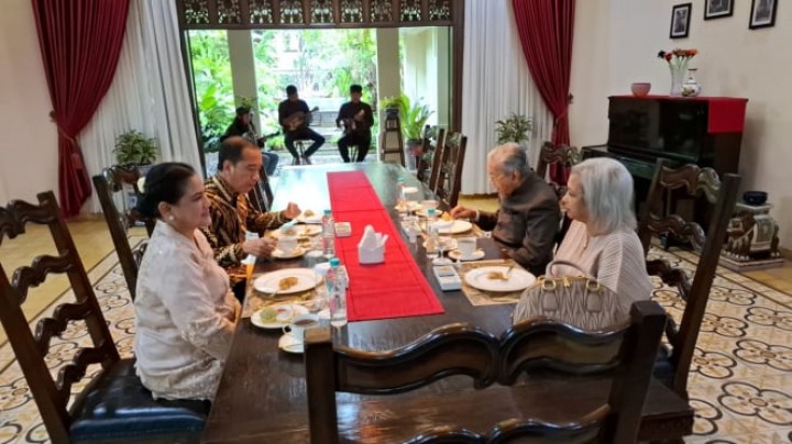 Jokowi Kedatangan Mantan PM Malaysia Mahathir Mohamad di Solo