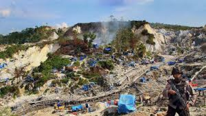 Tambang Emas Ilegal Gunung Botak Maluku Memakan Korban, Longsor Sebab 7 Orang Tewas 