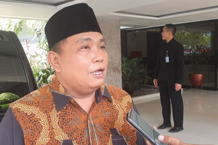 Ketua Umum Federasi Serikat Pekerja BUMN Arief Poyuono. Sumber: kompas.com