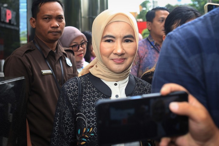 Kasus Jual Beli Gas, KPK Periksa Mantan Dirut Pertamina Nicke Widyawati.