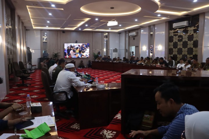 DPRD Kabupaten Siak Gelar Hearing Lintas Komisi Bahas Sengketa Lahan Masyarakat dengan PT SSL