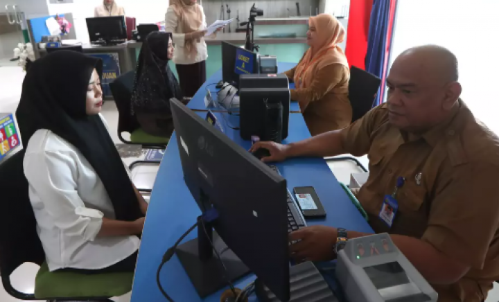 Pemerintah Alokasikan Rp3 Miliar untuk Tunjangan Hari Raya PNS