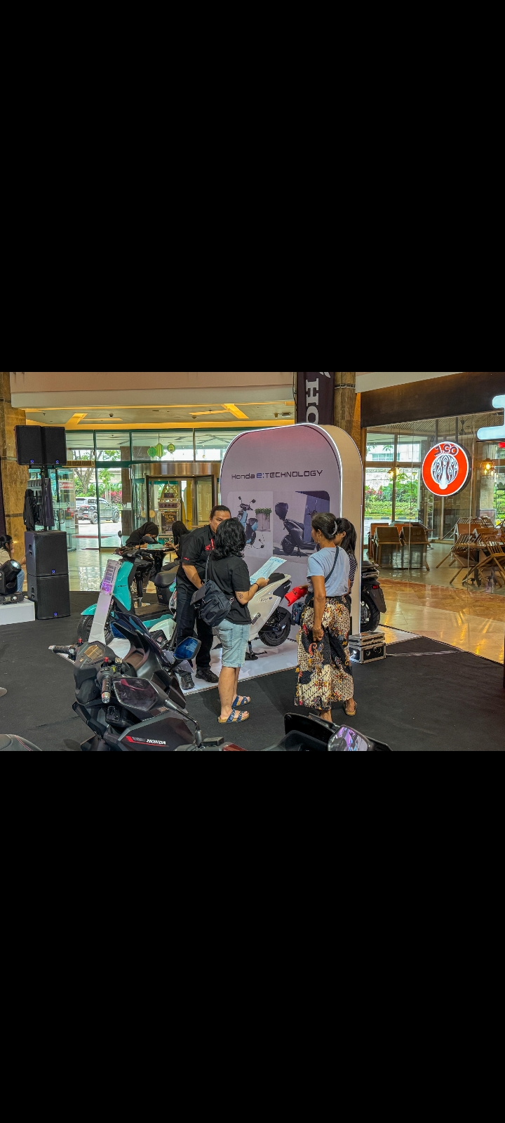 Pameran Honda motor di salah satu Mall 