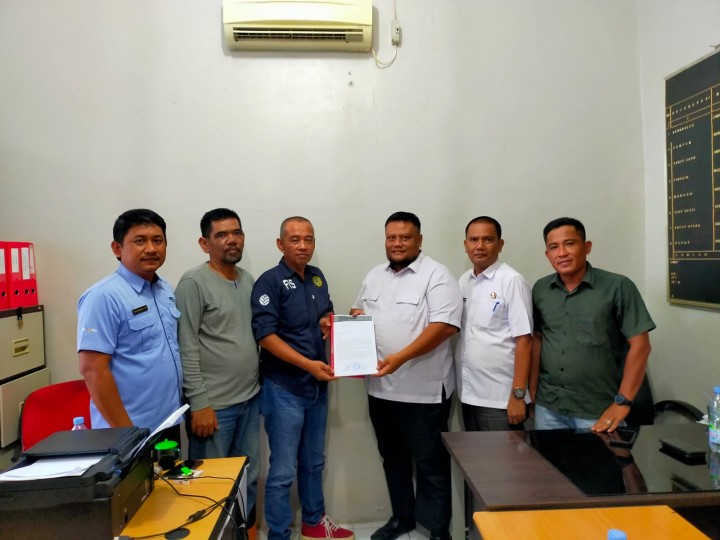 Tegas ! Akan Laporkan Oknum Yang Menggunakan Atribut PWI