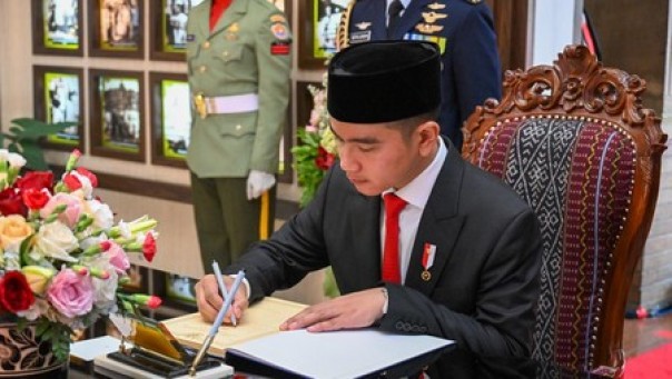 Ucapan Selamat Gibran untuk PM Lawrence Wong usai unggul di Pemilu Singapura