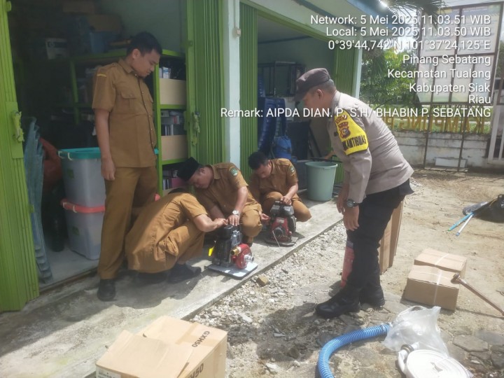 Antisipasi Karhutlah, Polsek Tualang Cek Kesiapan Damkar di Kampung Pinang Sebatang