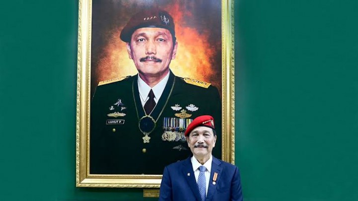 Ramai-ramai Minta Wapres Gibran Dicopot, Luhut: Ribut-ribut Begitu Kampungan!