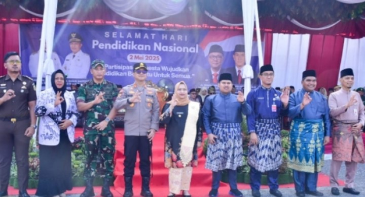 Wakil Ketua DPRD Bengkalis Ikuti Hardiknas Bersama Bupati Kasmarni