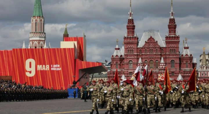 Putin Memuji Pasukan yang Bertempur di Ukraina Saat Para Pemimpin Asing Menghadiri Parade
