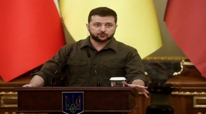 Zelensky dari Ukraina Siap untuk Pembicaraan Hanya Jika Rusia Menyetujui Gencatan Senjata