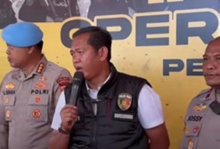 Lepaskan Tembakan, Dua Tahanan Kabur Dilumpuhkan Polisi Kampar