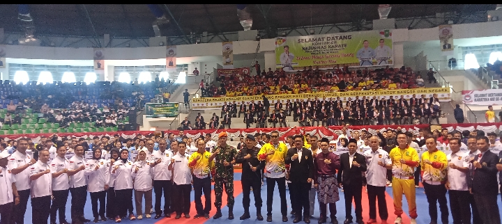 1.025 Atlet Ikuti Kejurnas Karate Nasional di Riau