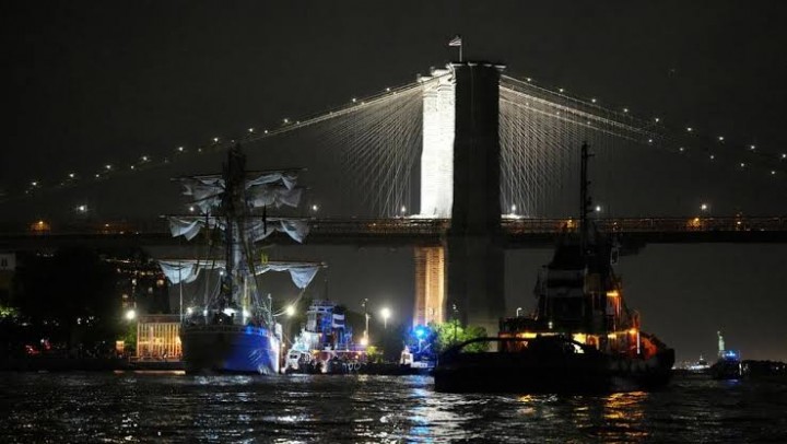 Baru Memakan Korban, Jembatan Brooklyn Sudah 4 Kali Ditabrak Kapal