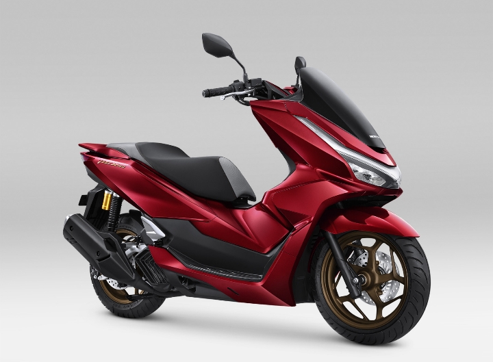 Honda PCX 160 Terbaru Tampil Lebih Gagah dengan Desain Handlebar Mirip Honda Forza