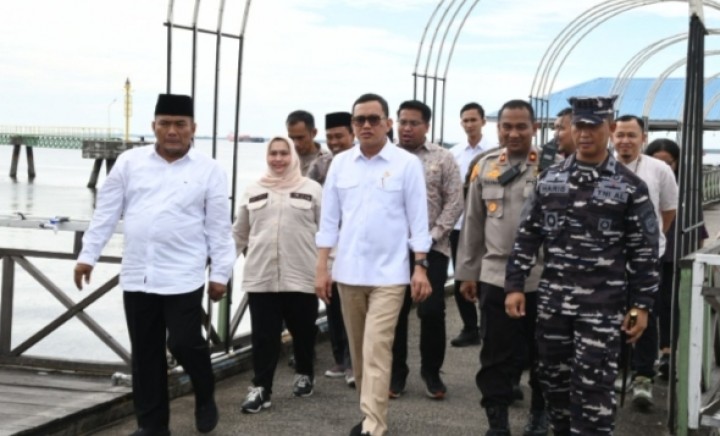 Bupati Bengkalis Ikut Hadir Saat Kunjungan Menteri PPMI di Dumai